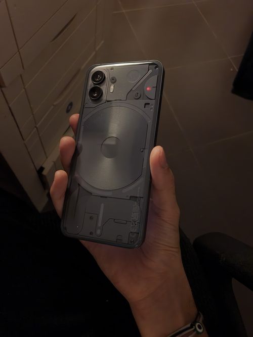 Review of Nothing Phone 2